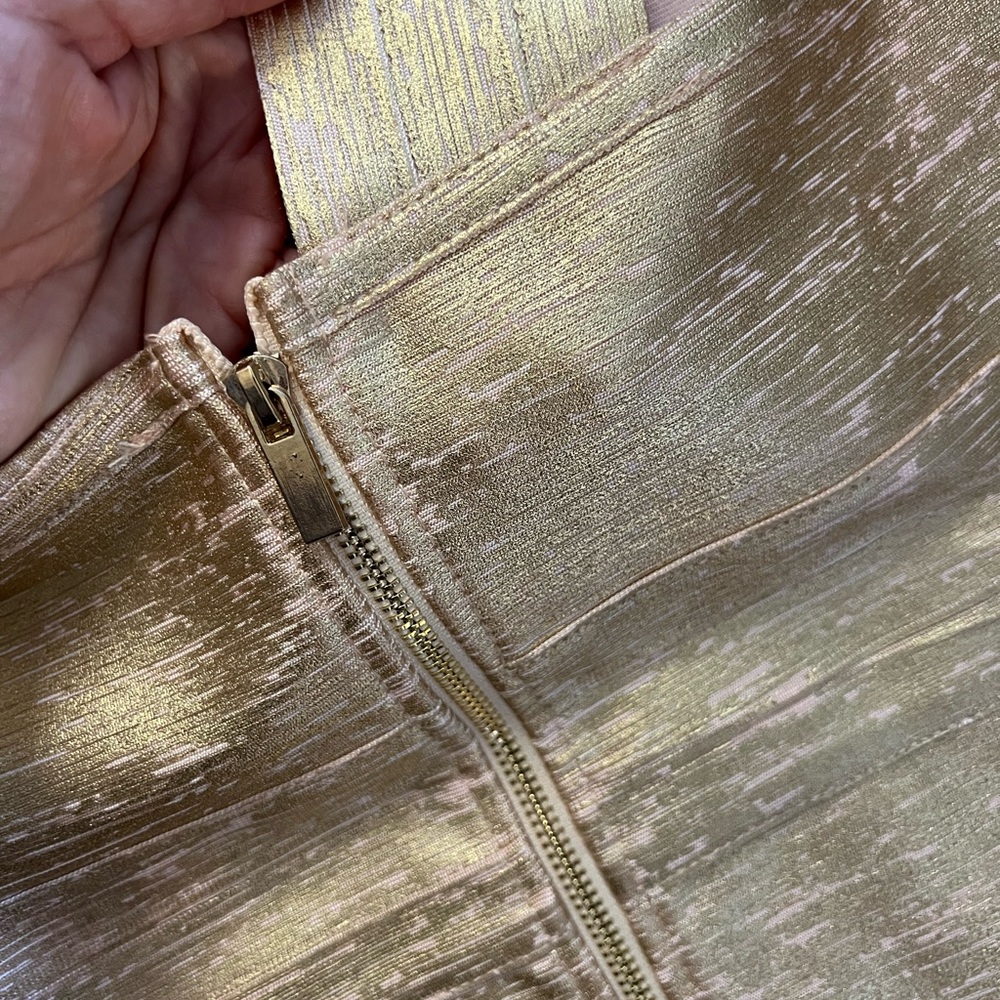 Elegant Gold One-Shoulder Mini Dress - Picture 5 of 15